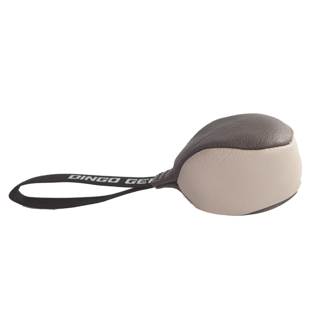 Dingo Gear – minge de jucărie din piele netedă cu mâner Ø 8 cm, culori mixte