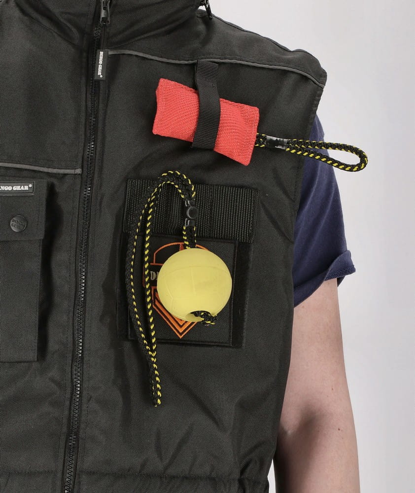 Dingo Gear – Négy évszakos kutyakiképző mellény kapucnival, fekete színben
